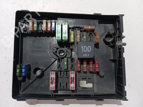 Fuse box VW TOURAN (1T1, 1T2)  | BP27477604E1 