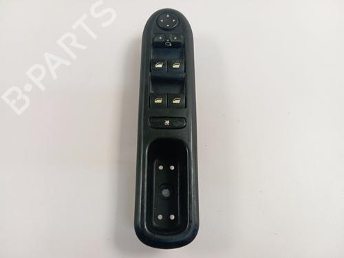 Used Left front window switch Left front window switch PEUGEOT 407 (6D_) 2.0 HDi 135 (6DRHRH, 6DRHRE, 6DRHRG, 6DRHRJ) (136 hp) 36667823 36667823