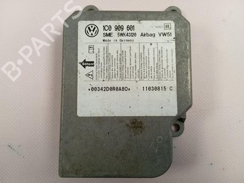 Used ECU airbags VW POLO III CLASSIC (6V2) [1995-2009]  30375560