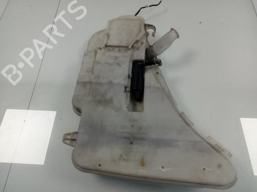 Used Windscreen washer tank BMW 6 Coupe (F13) 640 d (313 hp) 18099092
