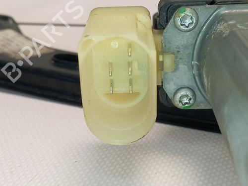 Rear right window mechanism BMW 1 (F21) 116 d | BP30933644C25