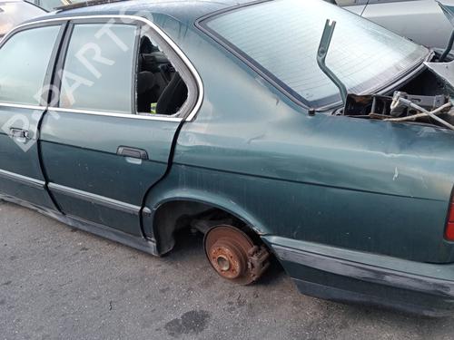 Used Parts BMW 5 (E34)    2604431