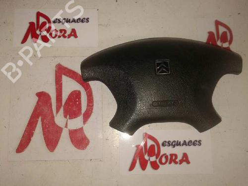 Used Driver airbag CITROËN XSARA (N1) 1.9 TD (90 hp) 30376949