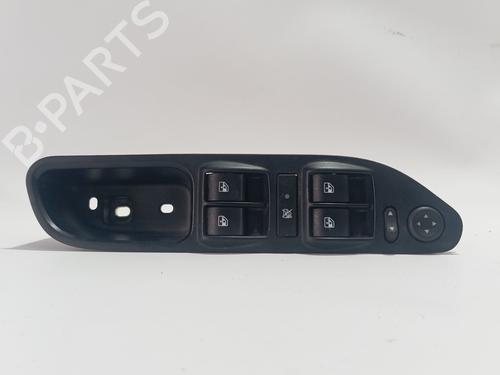 Used Left front window switch Left front window switch FIAT TIPO Hatchback (356_, 357_) 1.0 (357HXN1A) (101 hp) 36235713 36235713