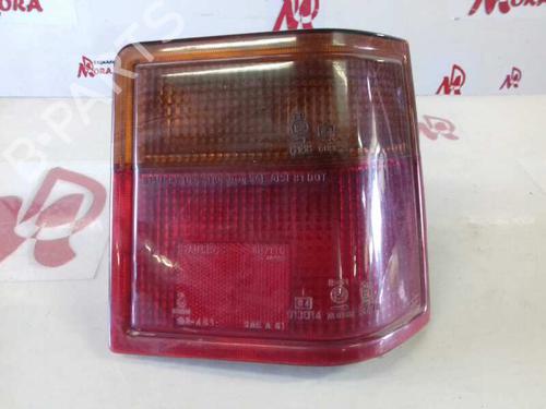 Used Right taillight MITSUBISHI SPACE WAGON (D0_V/W) [1984-1992]  21016127