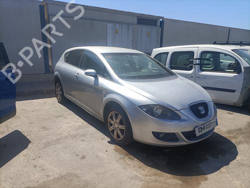 Right front fenders SEAT LEON (1P1) | BP30589537C42