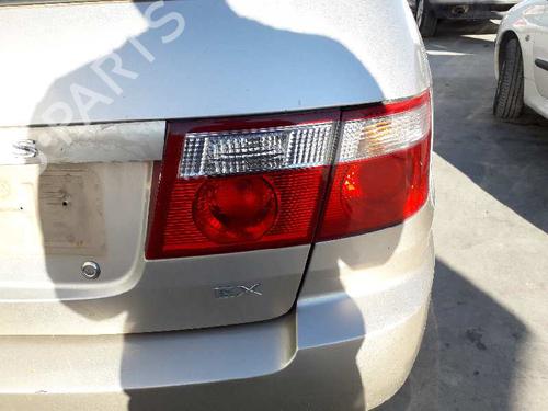 Used Right tailgate light KIA CARENS II MPV (FJ) [2002-2013]  14131111