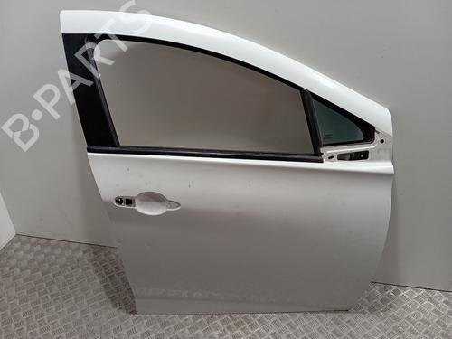 Used Right front door RENAULT ZOE (BFM_) ZOE (88 hp) 28671658