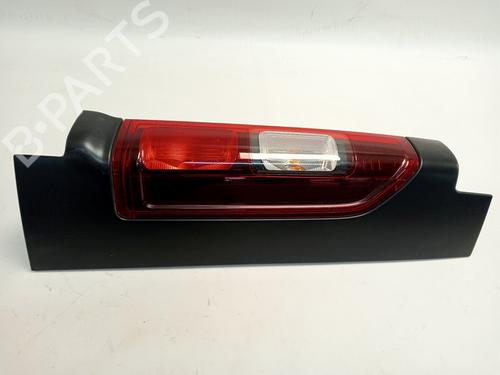 Used Right taillight RENAULT TRAFIC III Van (FG_) [2014-2025]  28031221