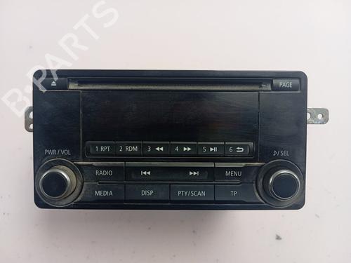 Bilradio MITSUBISHI PAJERO IV (V8_W, V9_W) 3.2 DI-D 4WD (V98W, V88W) (200 hp) 28584598