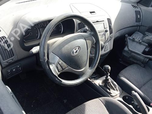 Rear parcel shelf HYUNDAI i30 Estate (FD) | BP18081035C85