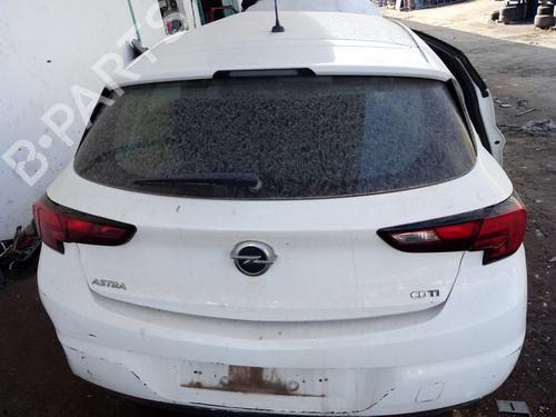 Used Tailgate OPEL ASTRA K (B16) [2015-2022]  31831860
