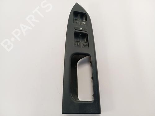 Used Left front window switch Left front window switch VW TOURAN (1T3) [2010-2016] 33325949 33325949