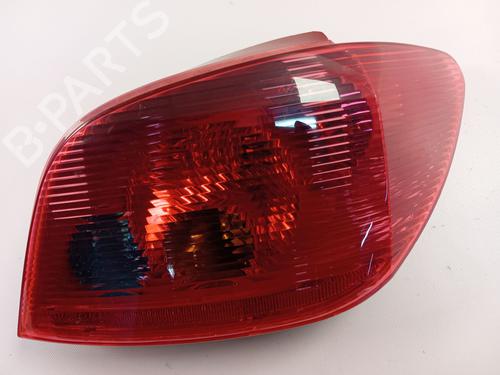 Used Right taillight PEUGEOT 307 (3A/C) 1.6 16V (109 hp) 27262368