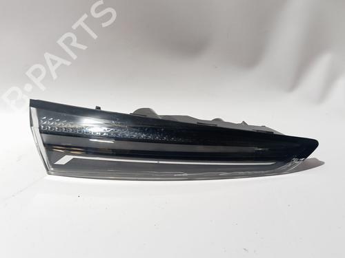 Used Left tailgate light Left tailgate light RENAULT CAPTUR II (HF_) E-TECH 160 (160 hp) 39994157 39994157