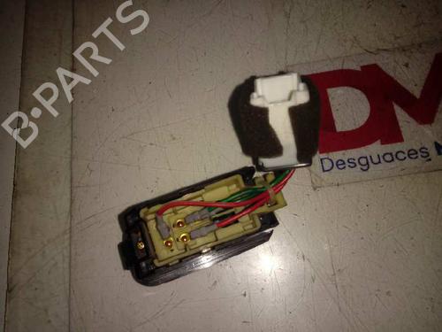 Right rear window switch KIA SPORTAGE SUV (K00) 2.0 TD 4WD | BP18150989I28 