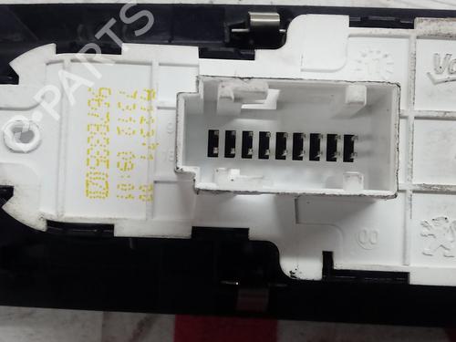 Left front window switch PEUGEOT EXPERT Van (V_) 2.0 BlueHDi 120 | BP29370831I27 