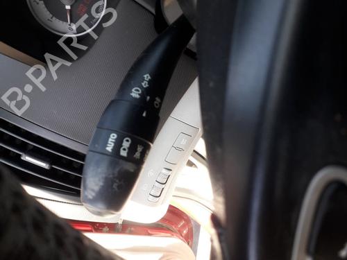 Used Headlight switch KIA CEE'D Hatchback (ED) [2006-2012]  13733053