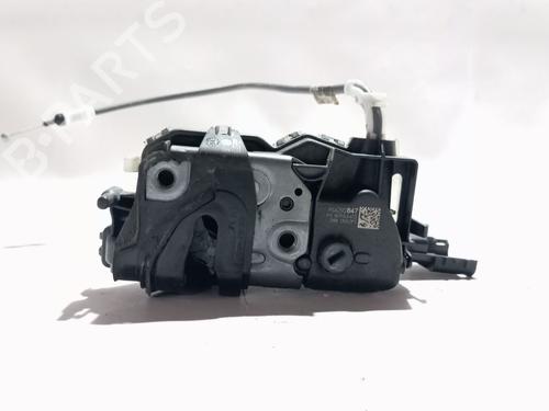 front-right-lock-opel-corsa-f-p2jo-2019-39100795 main image