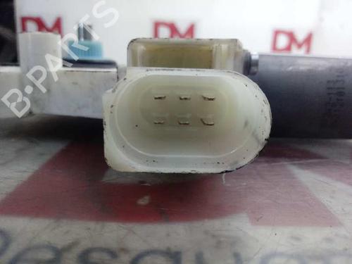 Left front window motor BMW 5 Touring (F11) 530 d | BP12644752E21 