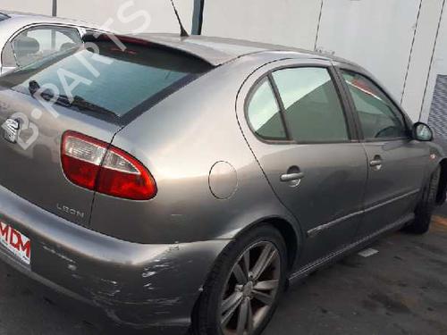Step SEAT LEON (1M1) | BP30372164C149