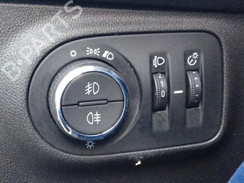 Used Headlight switch OPEL CORSA E (X15) [2014-2025]  12938071
