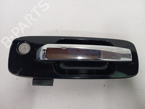 Used Front left exterior door handle NISSAN X-TRAIL I (T30) 2.5 4x4 (165 hp) 21692380