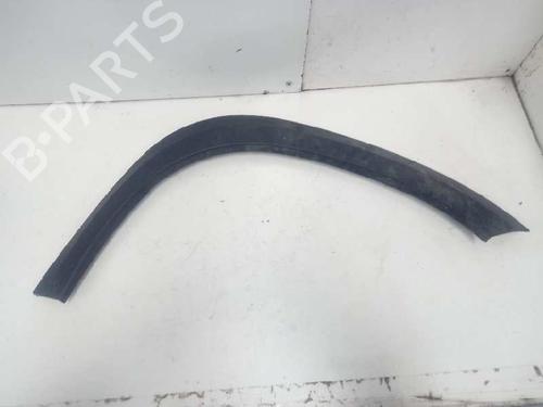Used Front right wheel arch trim PEUGEOT 2008 I (CU_) 1.2 THP 110 / PureTech 110 (110 hp) 29464560