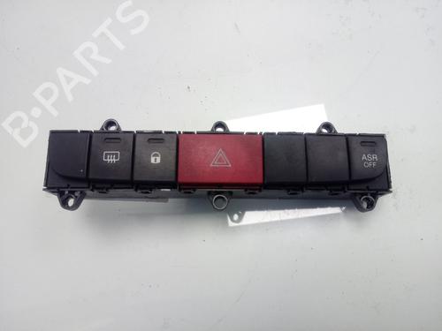 Used Warning switch CITROËN JUMPER I Van (230L) [1994-2002]  17120090