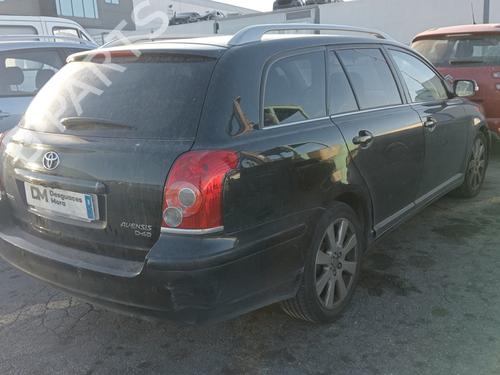Brugte TOYOTA AVENSIS Estate (_T25_) 2.0 D-4D (ADT250_, ADT250R) (126 hp) 4447484