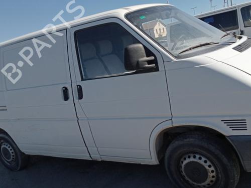 Left headlight VW TRANSPORTER T4 Van (70A, 70H, 7DA, 7DH) 1.9 TD | BP16710748C28