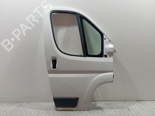 Used Right front door Right front door 38411438 38411438