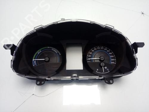 Instrument cluster TOYOTA AURIS (_E18_)  | BP15833776C47 