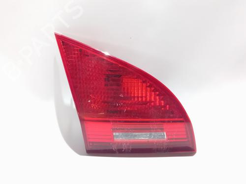 Venstre baglygte bagklap Venstre baglygte bagklap KIA VENGA (YN) 1.4 CRDi 90 (90 hp) 39746327 39746327