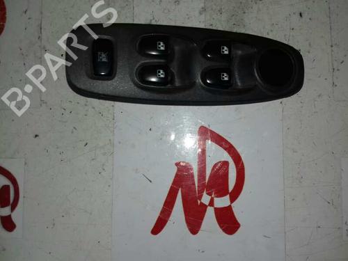 Used Left front window switch HYUNDAI ACCENT III (MC) 1.6 GLS (112 hp) 30369519