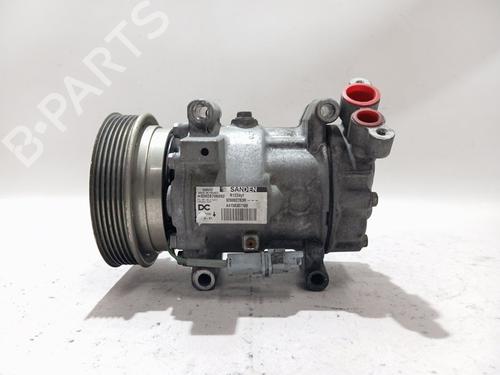 Used AC compressor RENAULT KANGOO / GRAND KANGOO II (KW0/1_) [2008-2025]  28143037