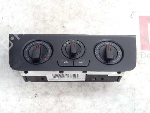 Used Climate control SEAT IBIZA IV ST (6J8, 6P8) 1.2 TSI (90 hp) 13233349
