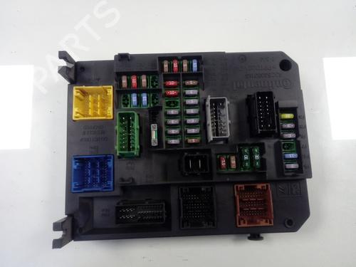 Used Fuse box CITROËN C4 II (NC_) 1.6 HDi 115 (114 hp) 17624302