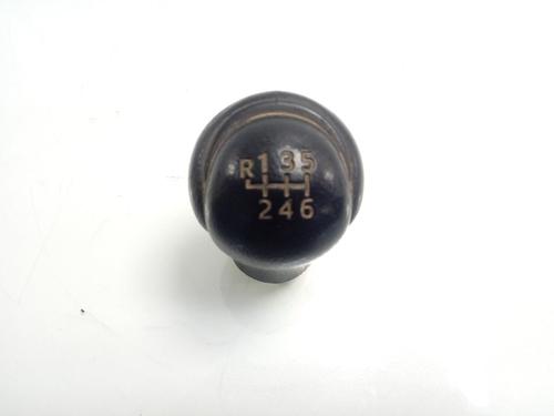 Used Shift knob TOYOTA HILUX VIII Pickup (_N1_) [2015-2025]  17836331