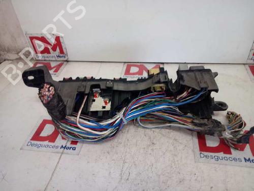 Fuse box TOYOTA AVENSIS Saloon (_T25_) 2.0 D-4D (CDT250_, CDT250R) | BP12645074E1 