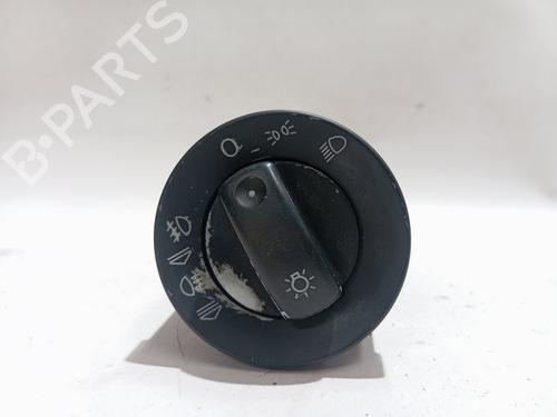 Forlygtekontakt AUDI A4 B7 Convertible (8HE) 2.0 TDI (140 hp) 31329561