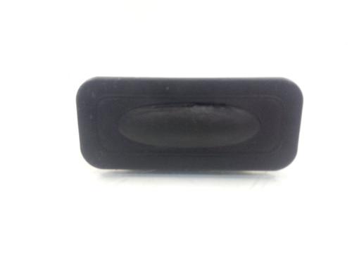 Used Tailgate handle RENAULT CLIO IV (BH_) [2012-2021]  18023944