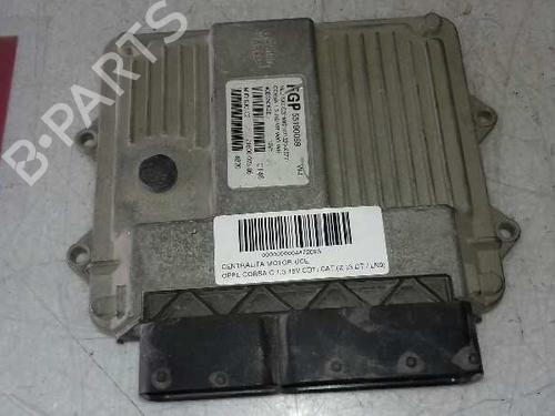 Used Engine control unit (ECU) OPEL CORSA C (X01) 1.3 CDTI (F08, F68) (70 hp) 12648892