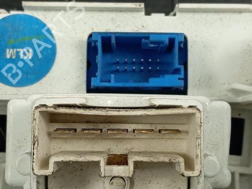 Climate control OPEL COMBO Tour (X12) | BP30374414I5