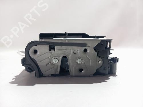 front-right-lock-seat-leon-kl1-klg-2019-36441388 main image