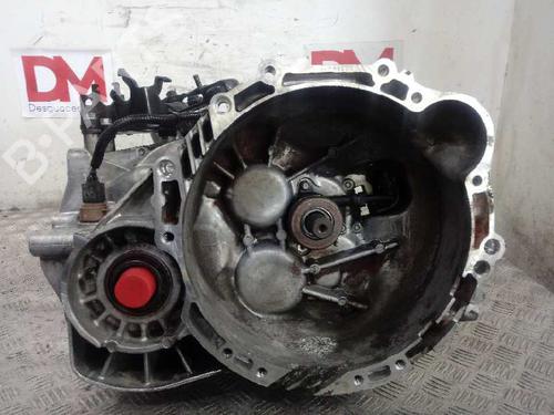 Used Gearbox KIA CARENS III MPV (UN) 2.0 CRDi 140 (140 hp) 12663097