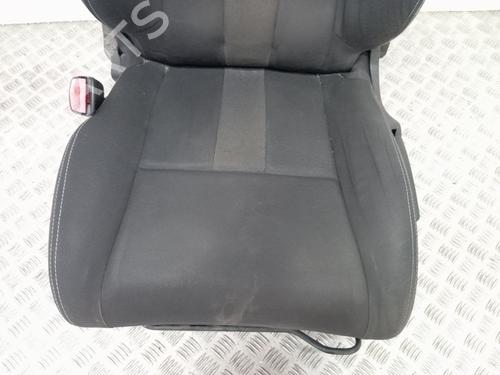 Left front seat RENAULT MEGANE III Hatchback (BZ0/1_, B3_) 1.6 16V (BZ1B, BZ1H) | BP39588417C15 - Image 2