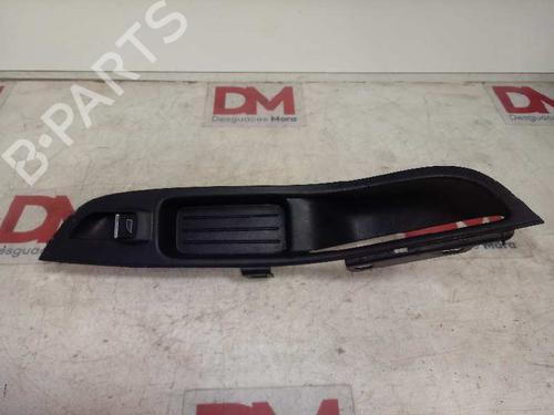 Used Right front window switch FORD FOCUS III Turnier [2010-2020]  16654497