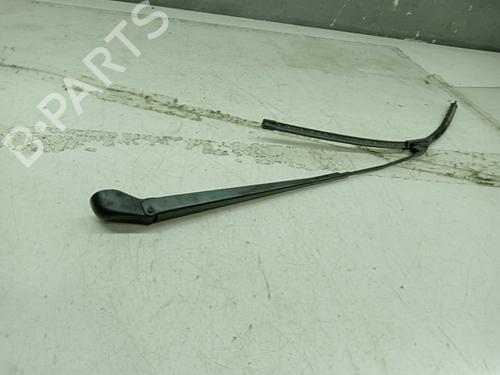 Used Front windshield wiper arm CITROËN XSARA PICASSO (N68) 2.0 HDi (90 hp) 30372673