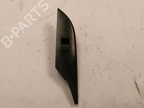 Used Left rear window switch TOYOTA HILUX VIII Platform/Chassis (_N1_) [2015-2026]  31832013